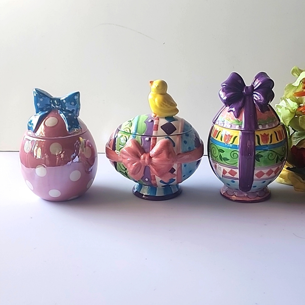 NWT. Set of 3 Miniture David's Cookies Jars with Lids. Ceramic Candy Dish.